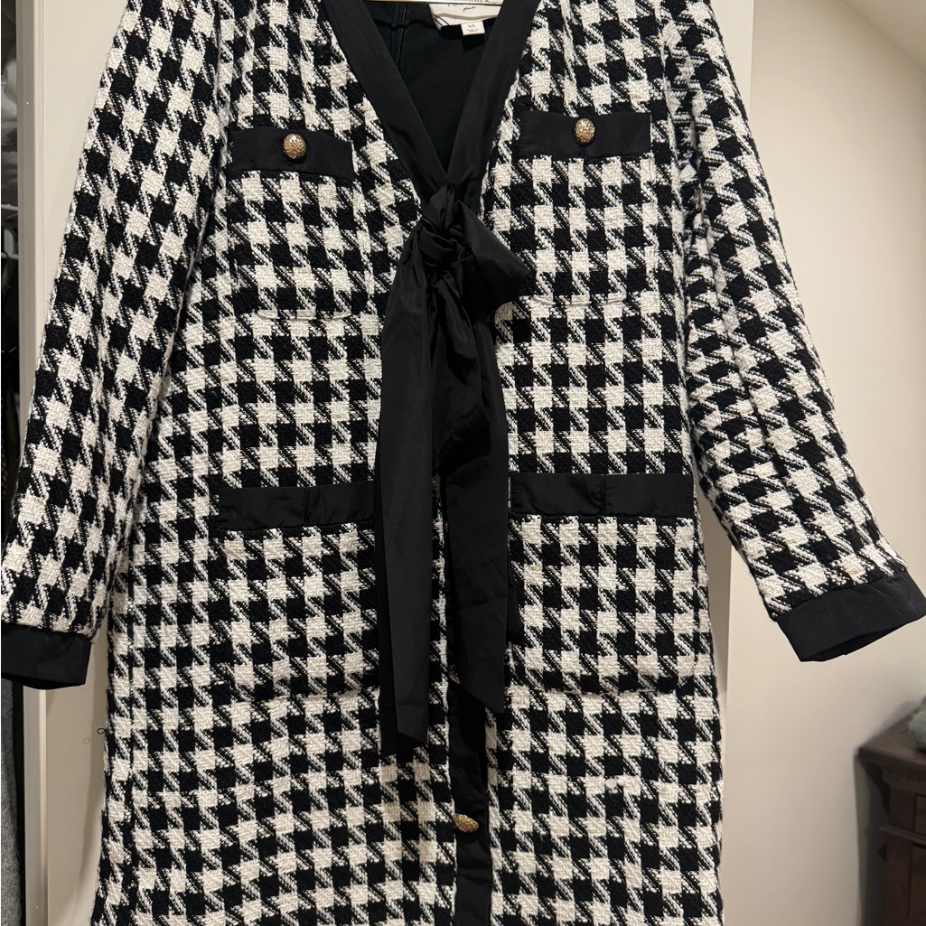 Tuckernuck Black And White Houndstooth Blazer